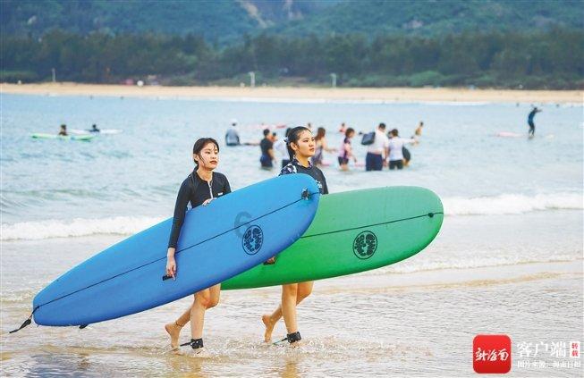 摇滚乐团的装扮