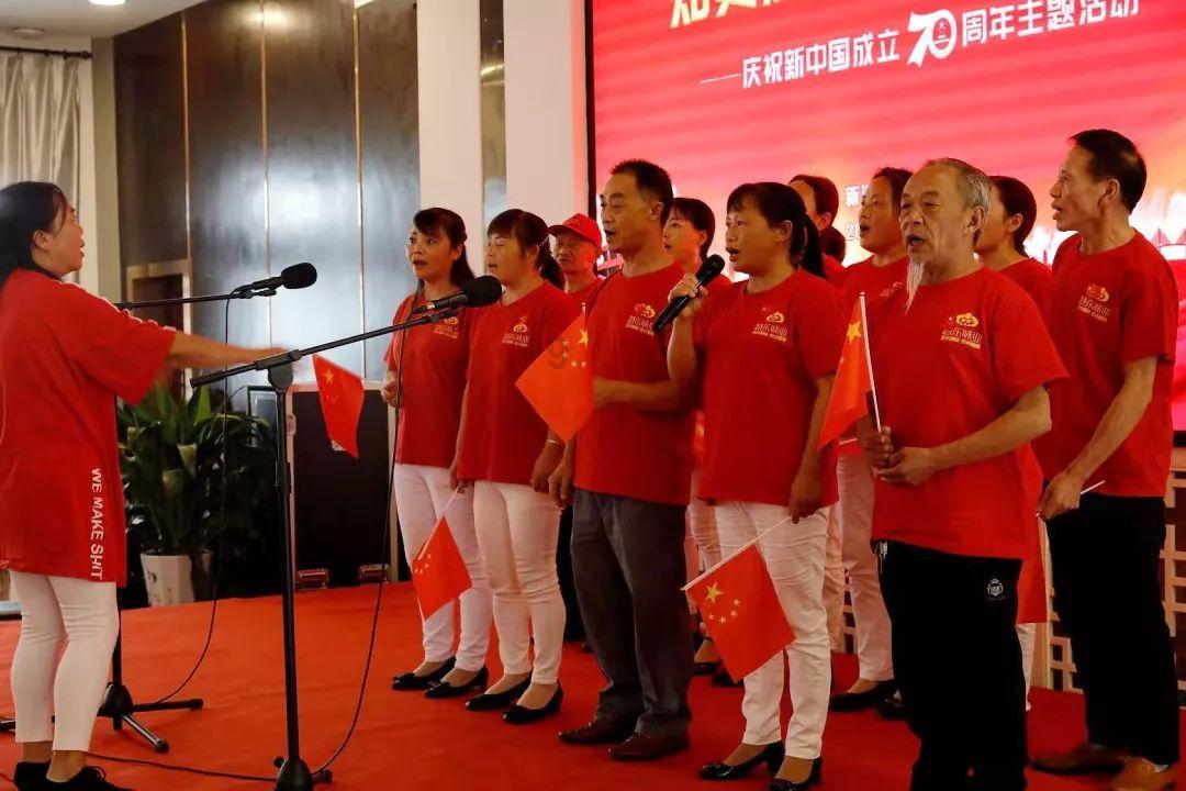 新春走基层|龙年书店换新装,春节前夕大家在书店里逛些啥