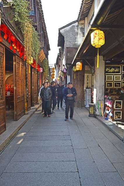 广西首个海上风电示范项目首批机组并网发电